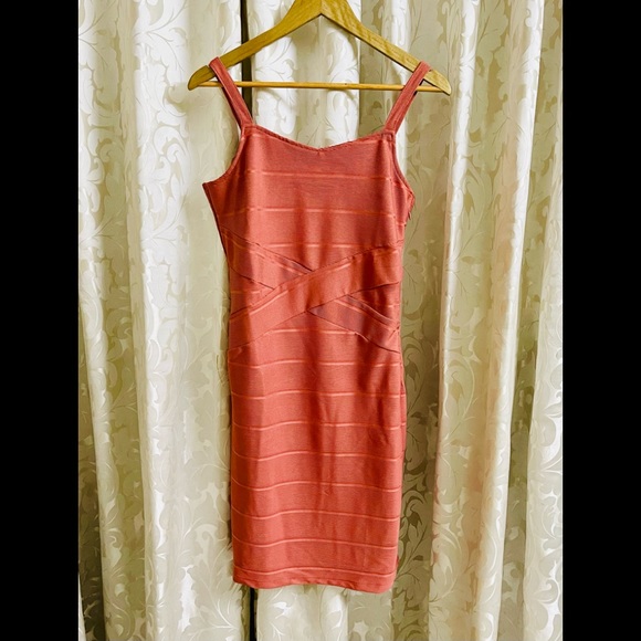 🚫Sold🚫Bodycon dress_ Cherry